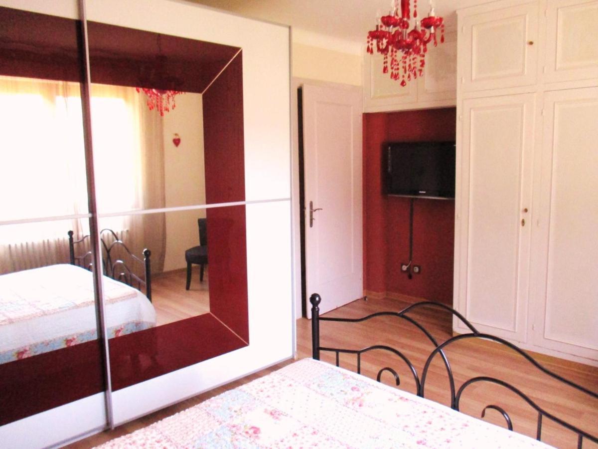 Colmar "Room" Chambre Privee Chez L'Habitant,Parking Voiture Devant La Maison,Garage Moto Et Velo,Petit Dejeuner Zewnętrze zdjęcie